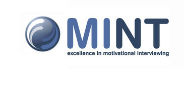 En logga för MINT med texten excellence in motivational interviewing under loggan.
